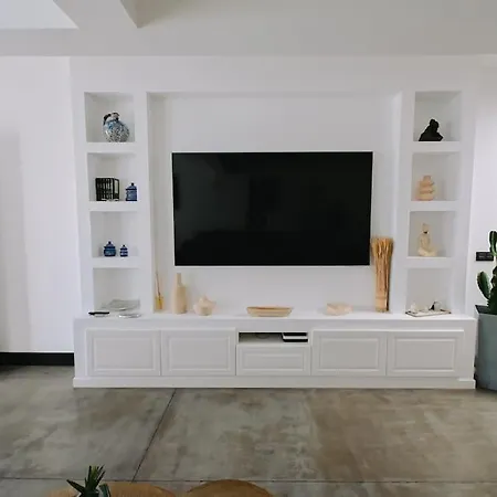 Garden House, La Concha Apartment *